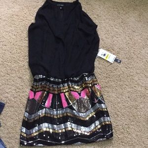 Black top sinquin dress